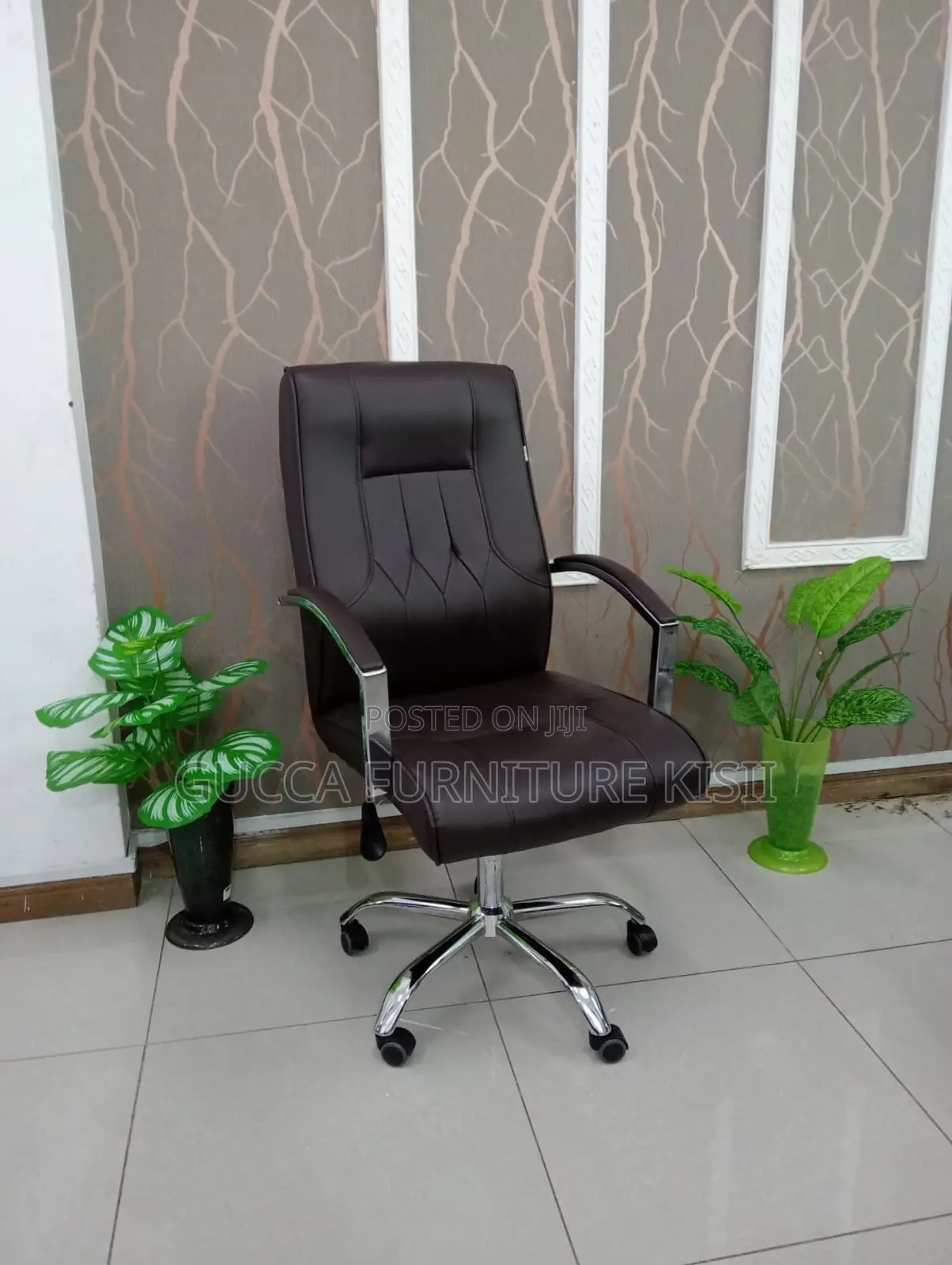 Office Chair; Brown Executive Office Chair