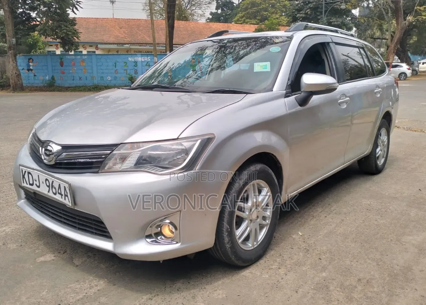 Toyota Corolla Fielder 2015 Silver