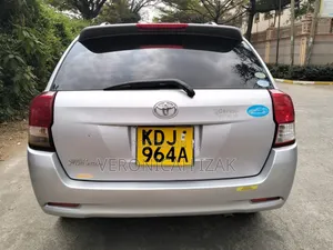 Toyota Corolla Fielder 2015 Silver