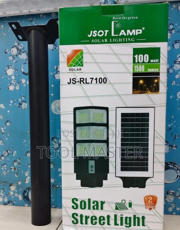 Double-Sided Solar Street Lights/Jsot 2-Sided 200W Solar Street Light