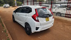 Honda Fit 2016 Pearl