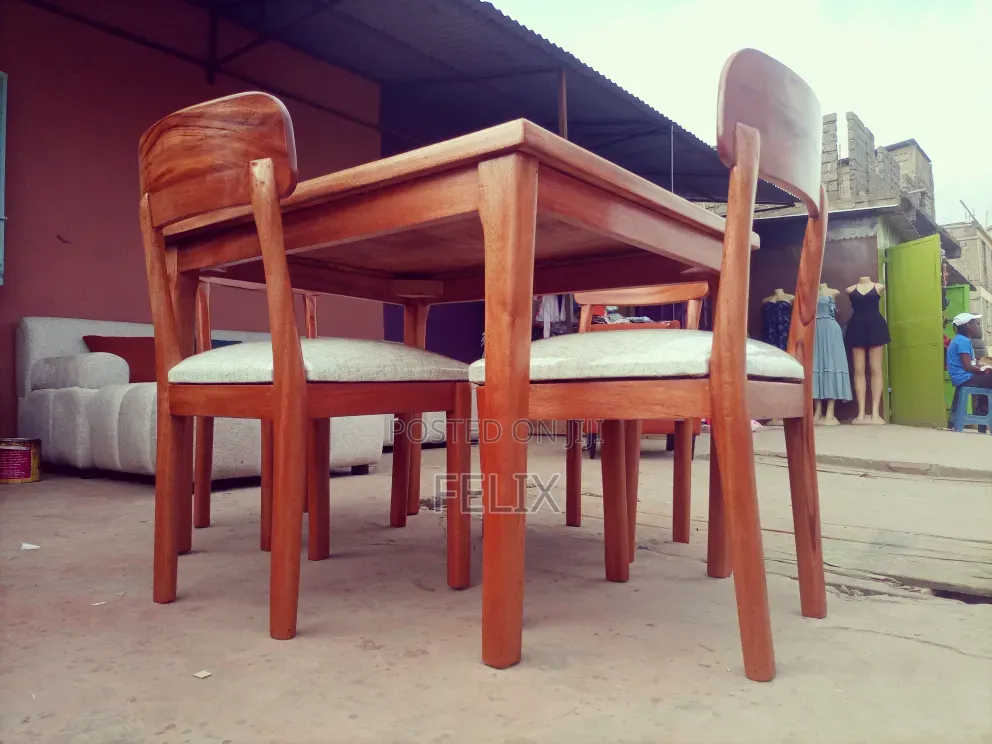 Moderate Elegantly Finished Dining Set