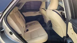 Lexus NX 200 FWD 2016 Silver
