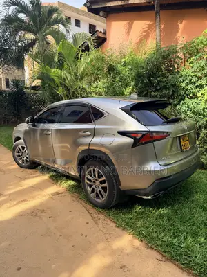 Lexus NX 200 FWD 2016 Silver