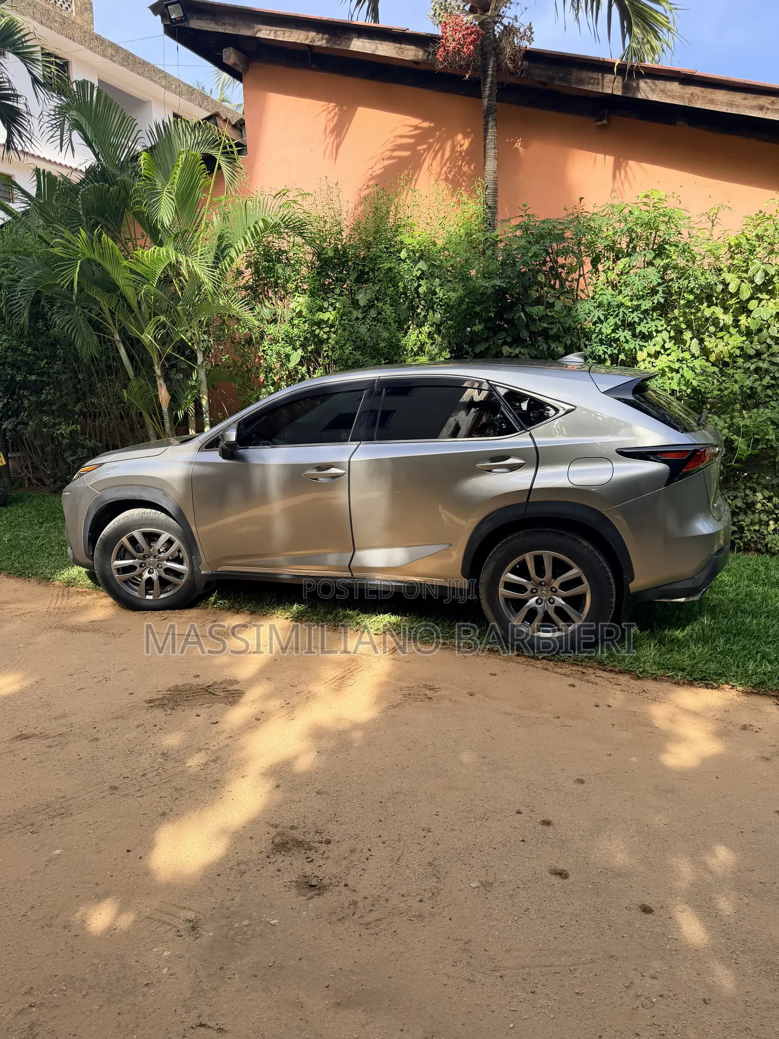 Lexus NX 200 FWD 2016 Silver