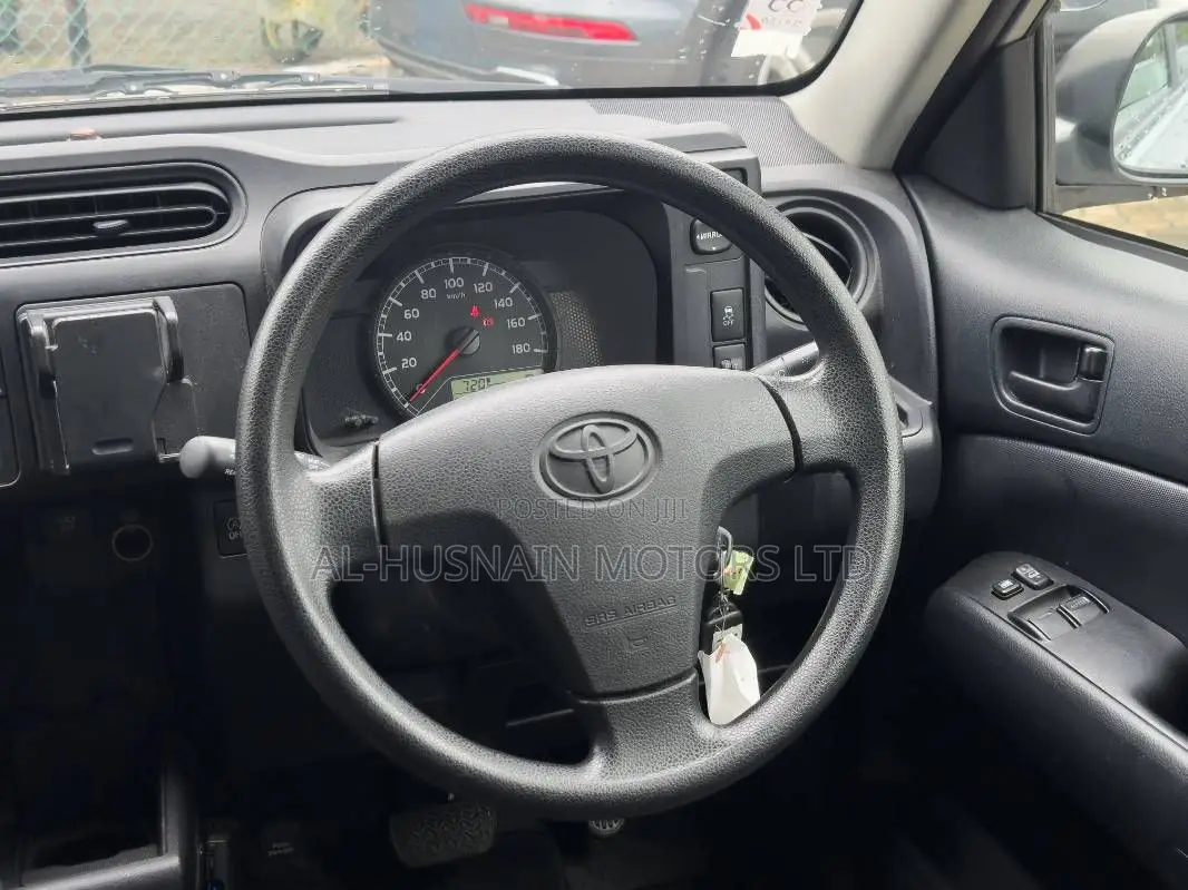 Toyota Probox 1.5 GL 2WD 2019 Silver