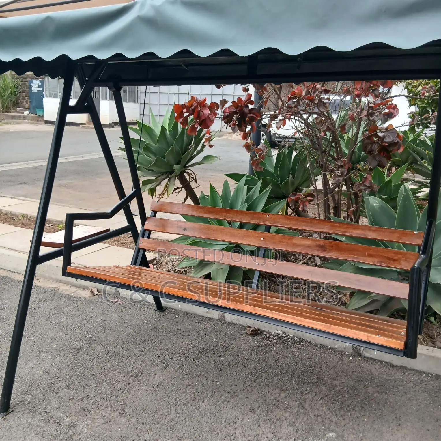3-Seater Metal Frame Shade Bench