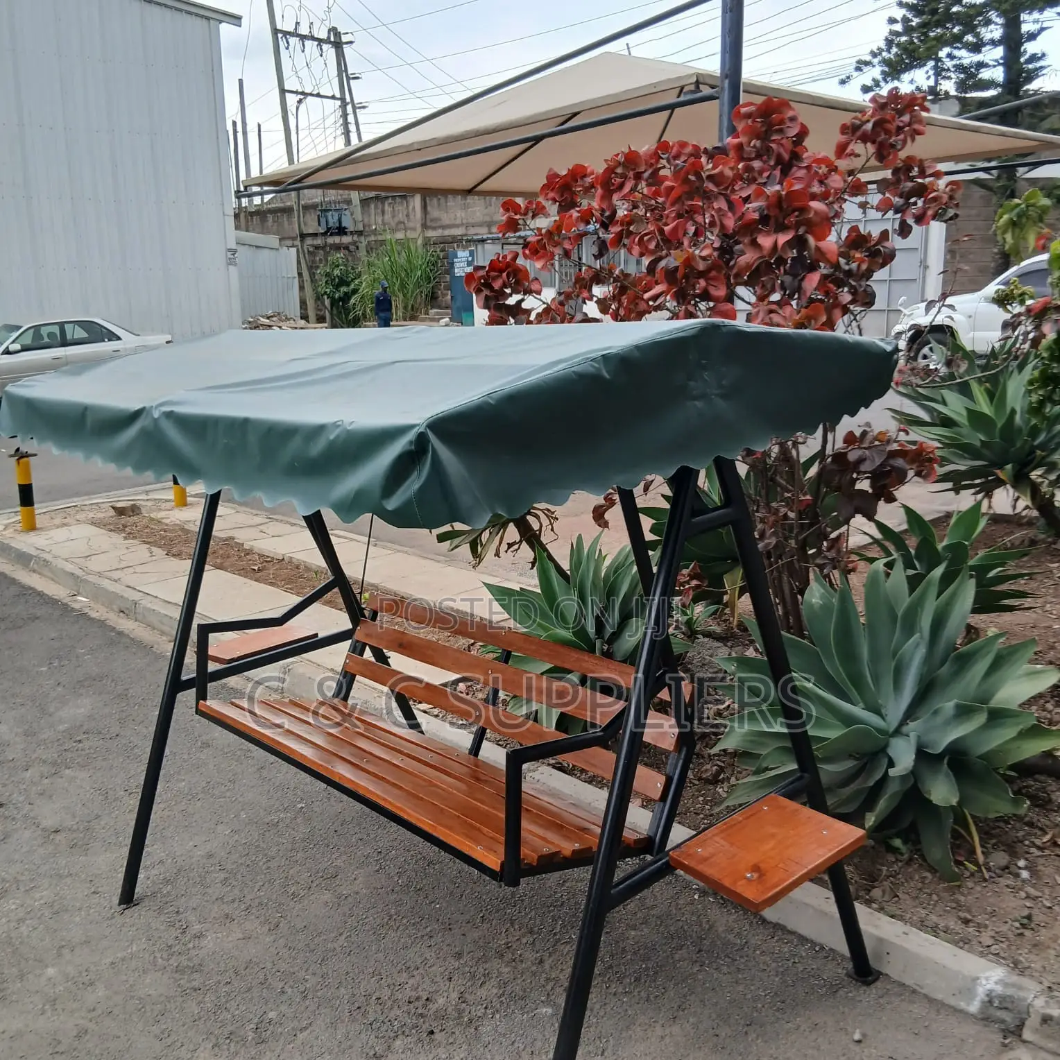 3-Seater Metal Frame Shade Bench