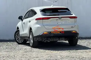 Toyota Harrier 2.0 2020 White