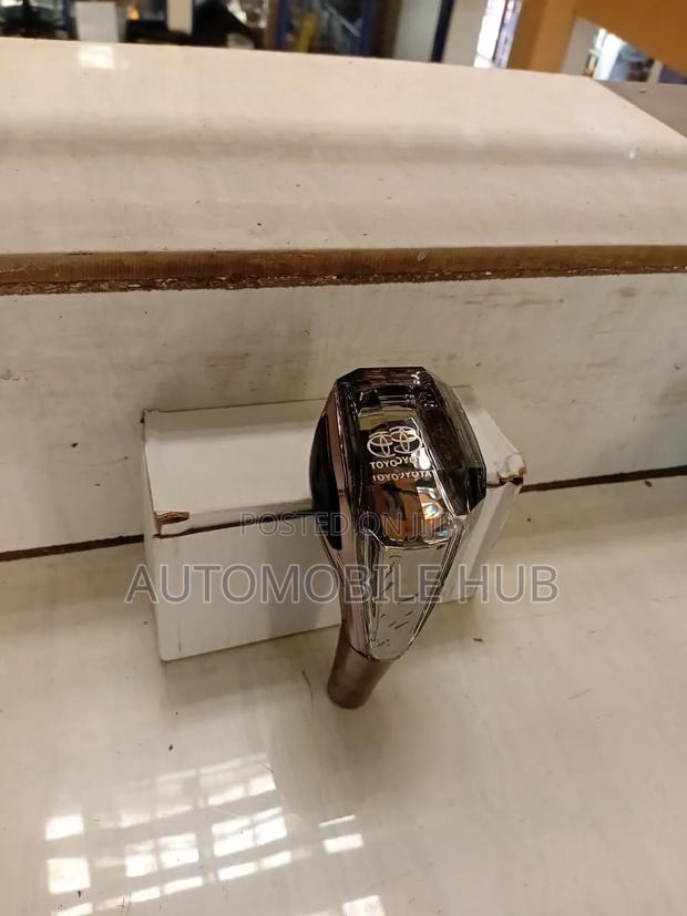 Toyota Gear Shift Knob – Transmission Shift Knob - main view