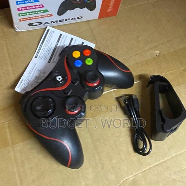 V8 Bluetooth Gaming Controller – Portable Wireless Gamepad for PC