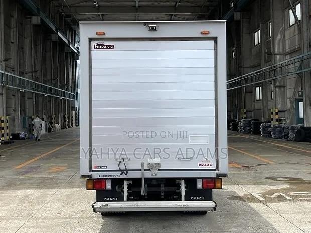 Isuzu Elf Aluminium Body - thumbnail 10