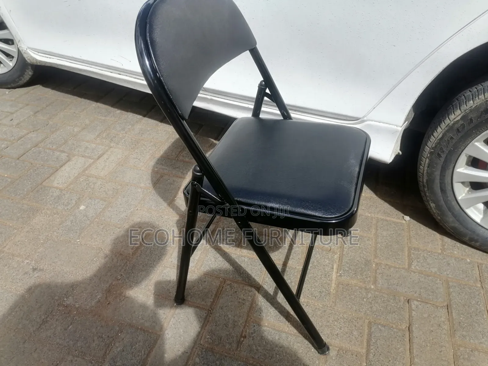 Foldable Chairs. Office Foldable Chairs