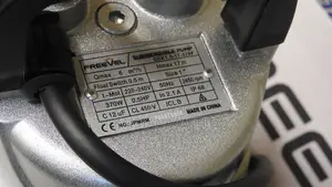 Freevel 0.5HP Submersible Water Pump 370W 220-240v