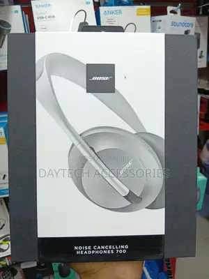 These Are Bose Noise Cancelling Headphones 700