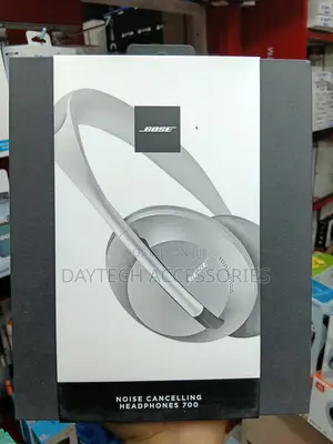 These Are Bose Noise Cancelling Headphones 700