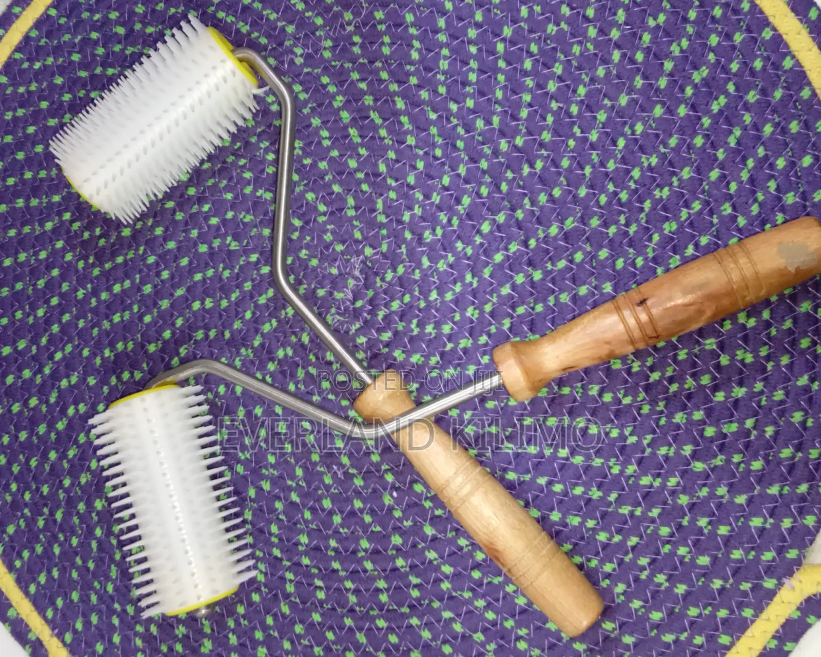 Uncapping Roller for Beekeepers