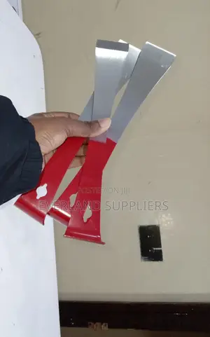 Scraper Tool for Bee Hive