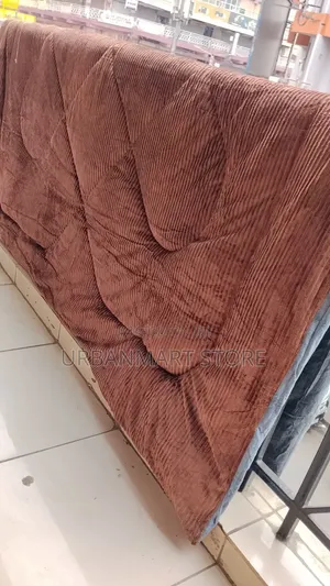 7×8 Brown Velvet Duvet Set With Matching Bedsheet