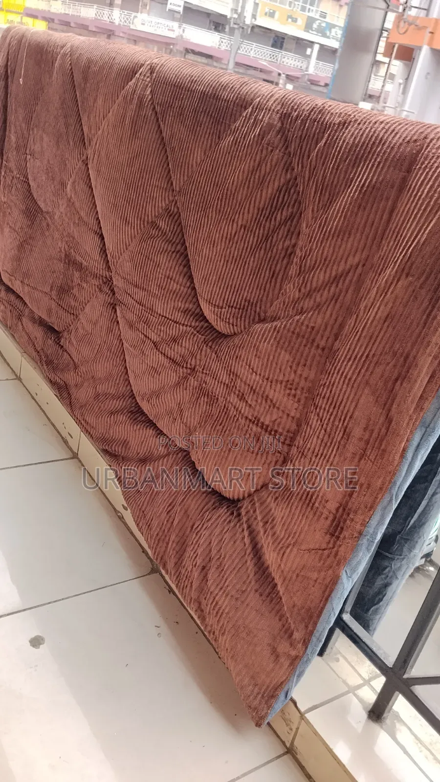 7×8 Brown Velvet Duvet Set With Matching Bedsheet