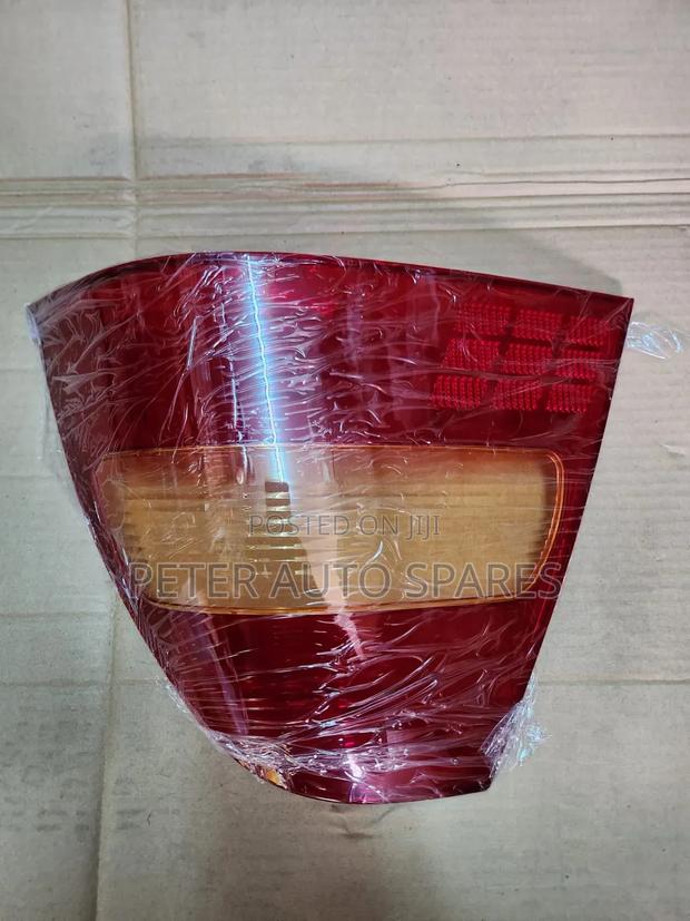 Tail Lens Nze 2002