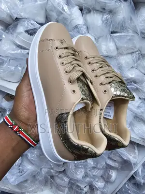 Ladies High Quality Leather Sneakers Size 37-42