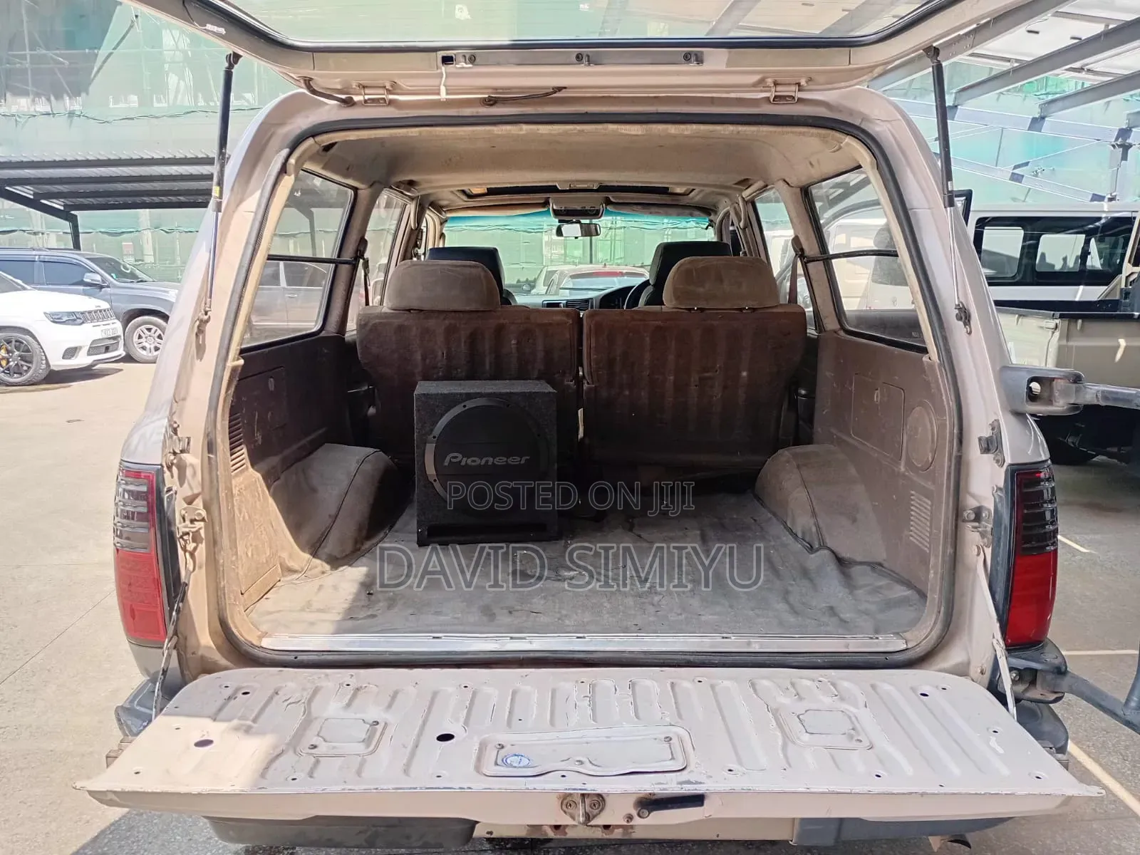 Toyota Land Cruiser 1996 Silver
