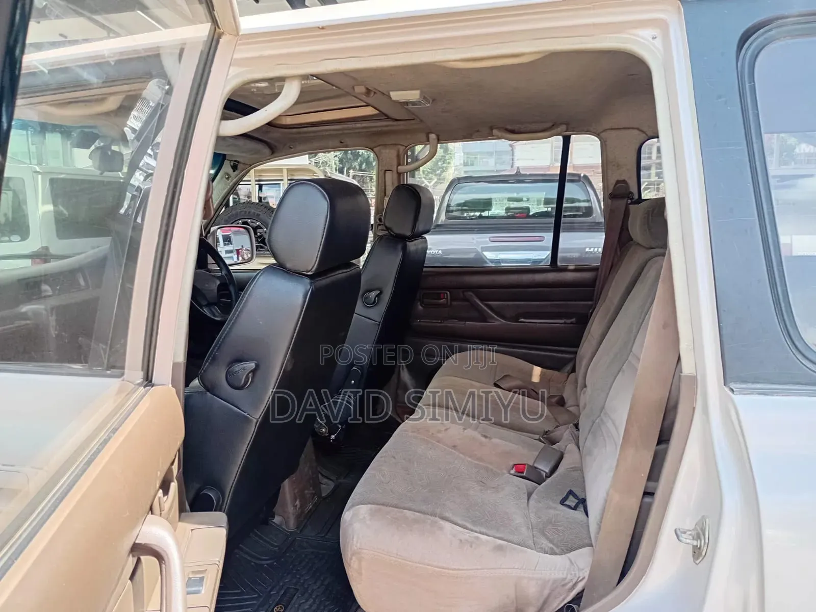 Toyota Land Cruiser 1996 Silver