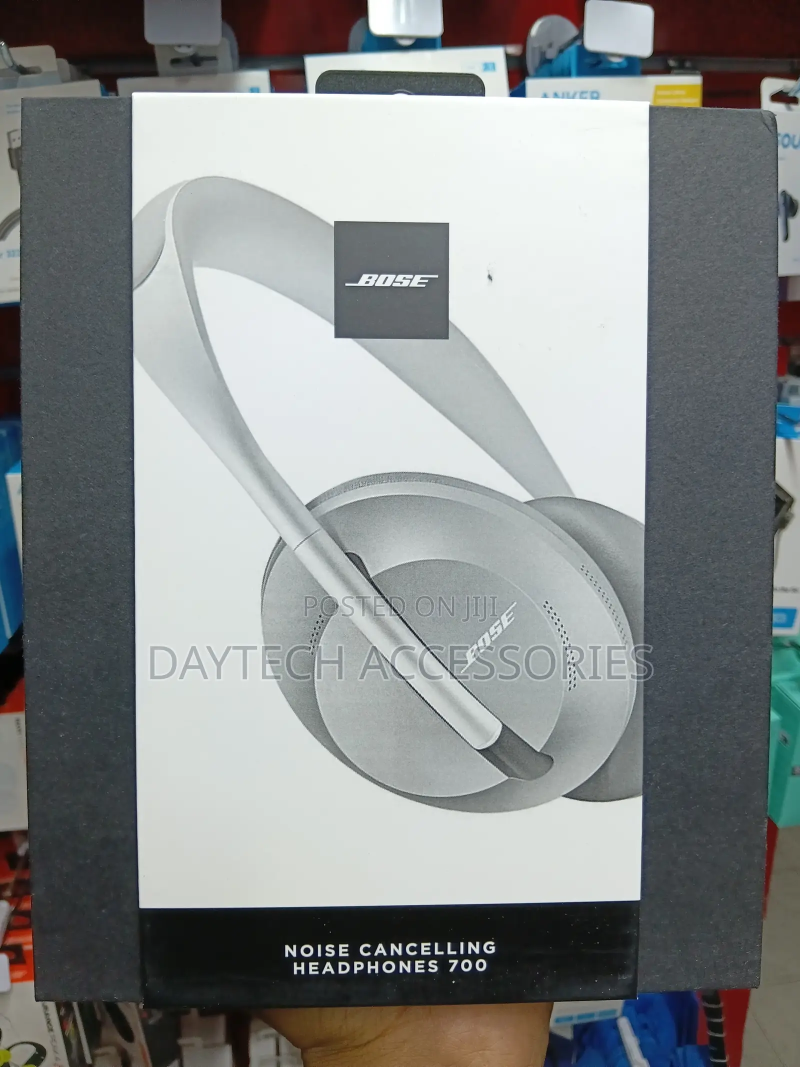 Bose Noise Cancelling Headphones 700 With Google Assistant - Silver