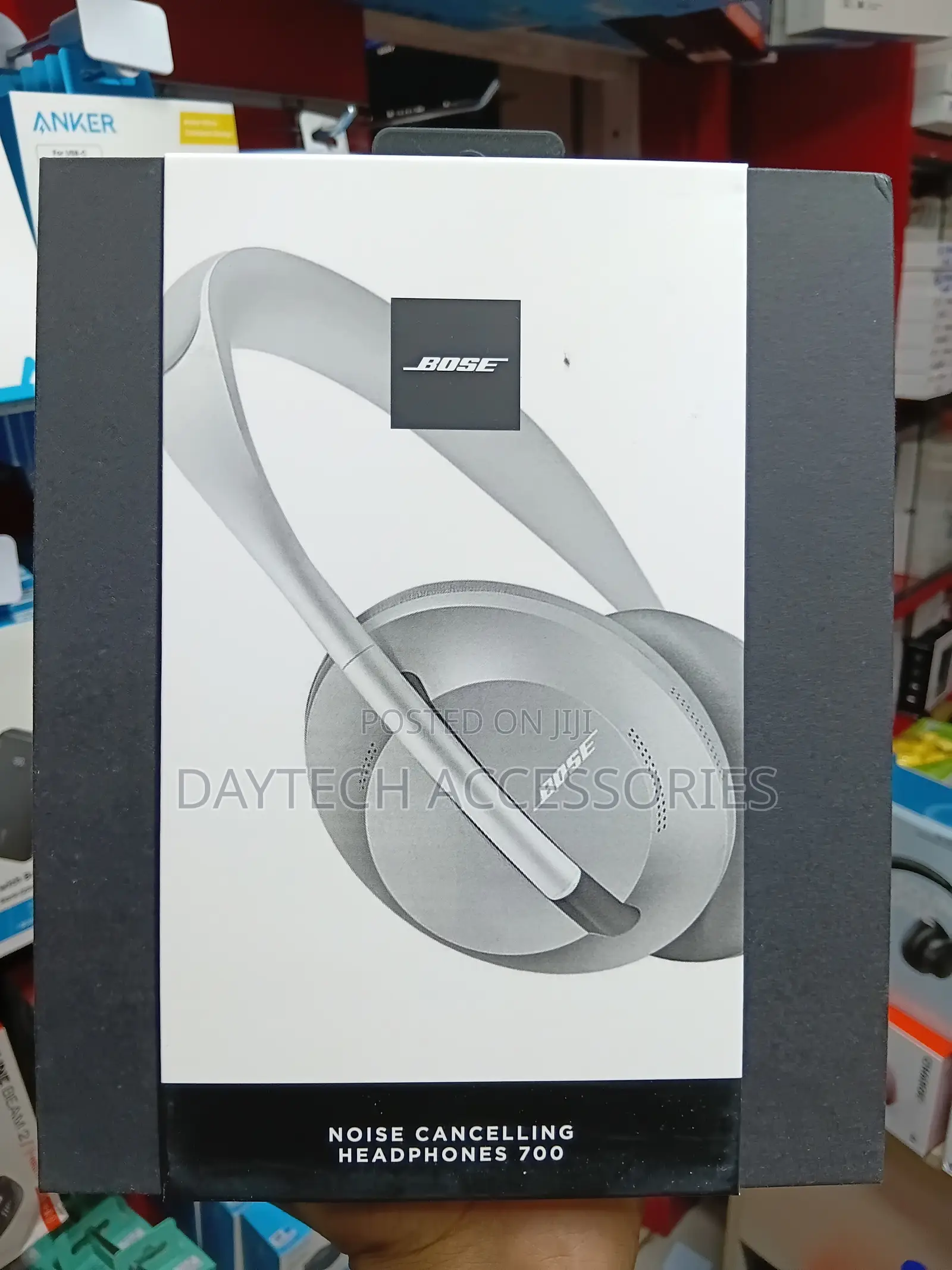 Bose Noise Cancelling Headphones 700 With Google Assistant - Silver
