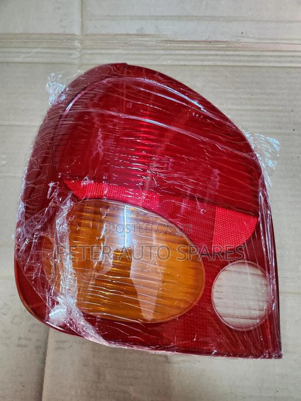 Tail Lens Vitz 1999