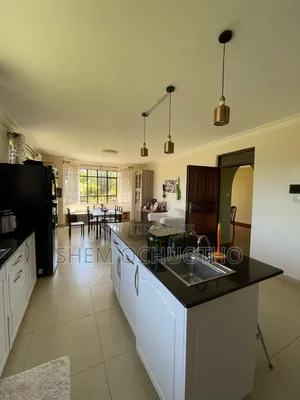 5bdrm Maisonette in Fair Acres, Karen C for sale