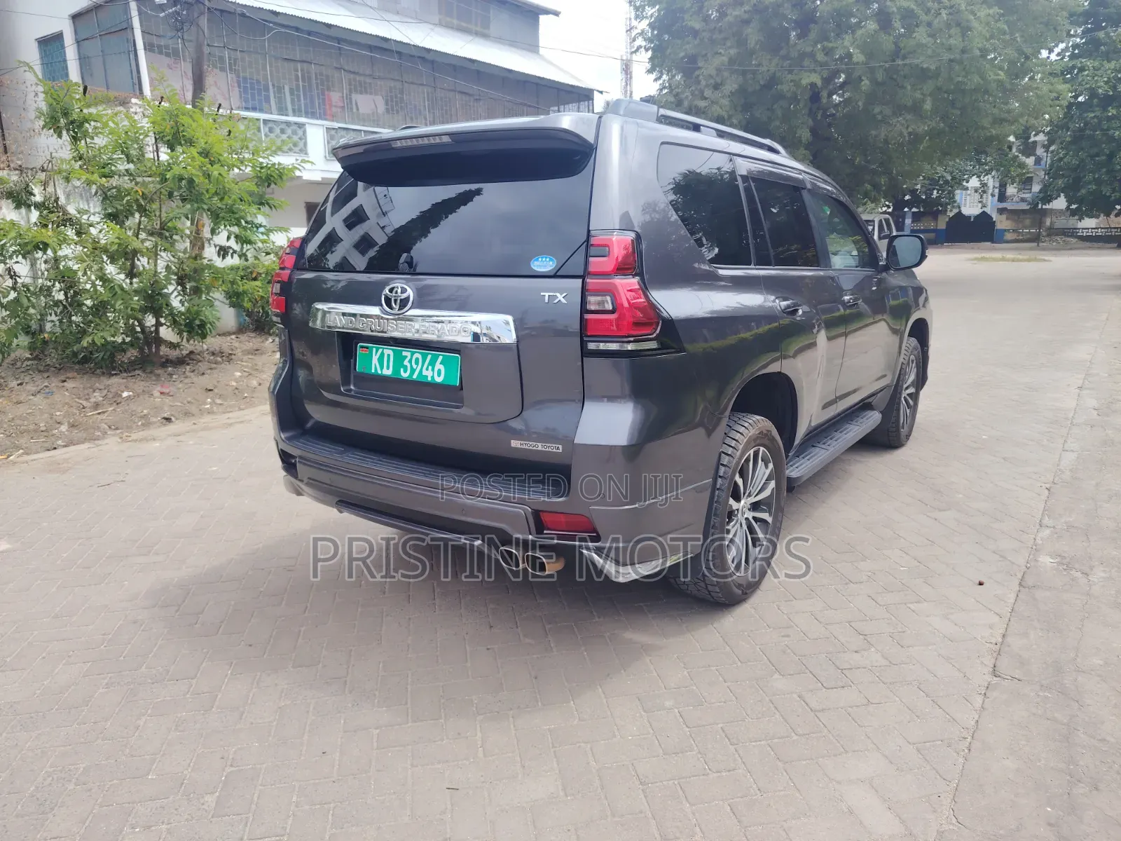 Toyota Land Cruiser Prado 2.7 2019 Gray