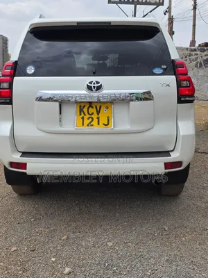 Toyota Land Cruiser Prado 2012 Pearl