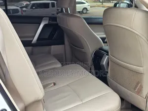 Toyota Land Cruiser Prado 2012 Pearl