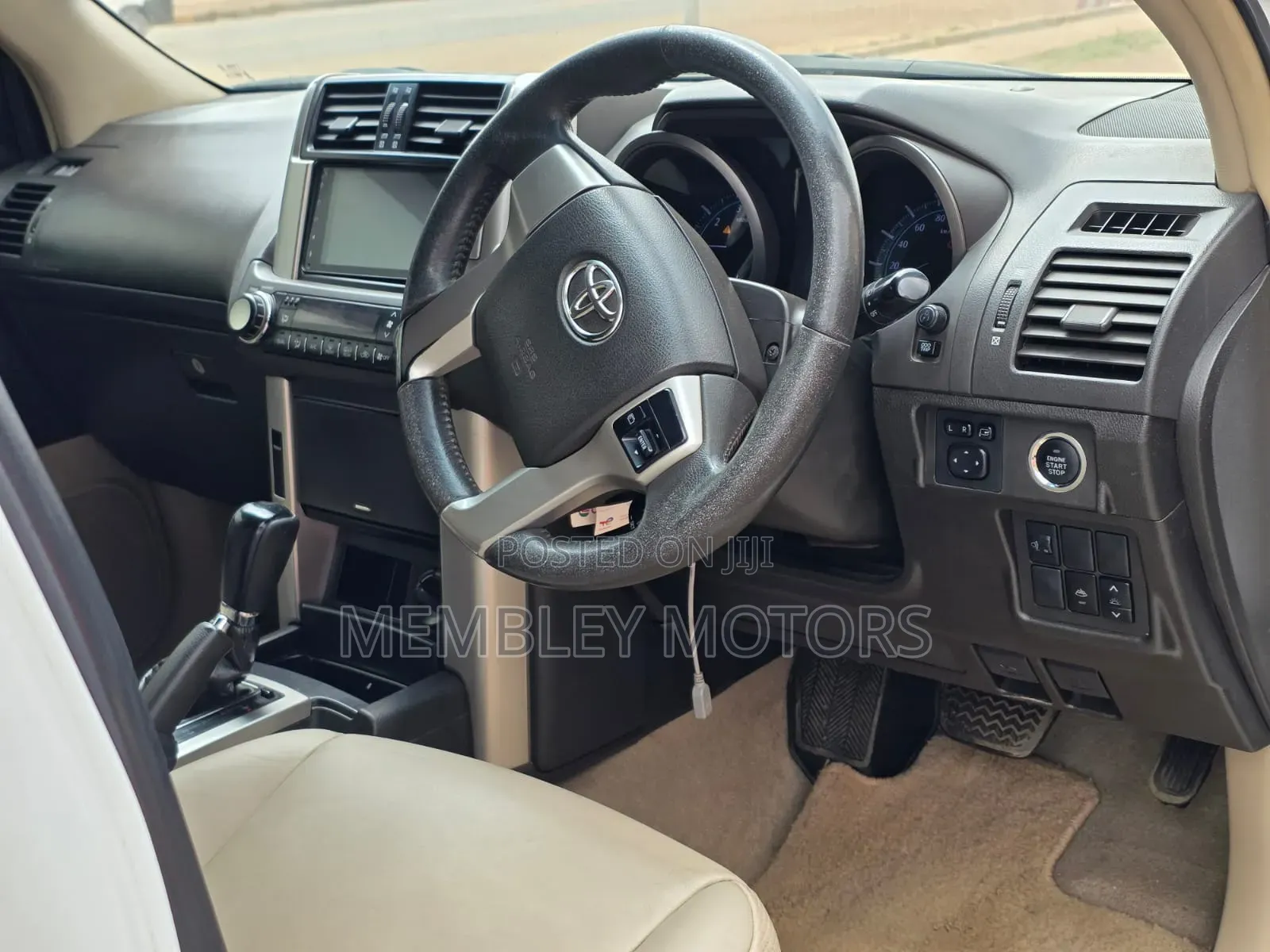 Toyota Land Cruiser Prado 2012 Pearl