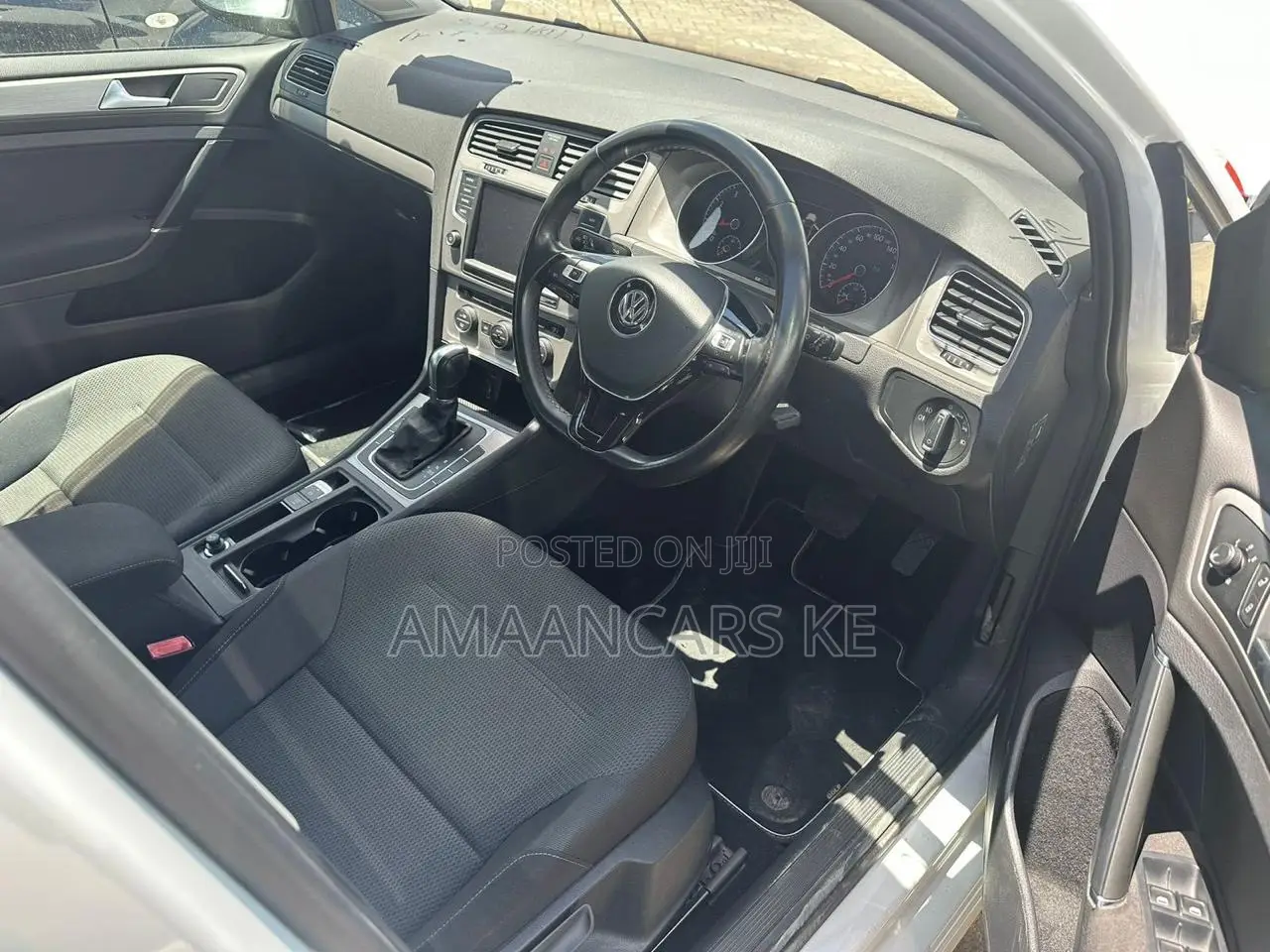 Volkswagen Golf TSI S 4-Door FWD 2016 White