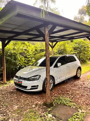 Volkswagen Golf TSI S 4-Door FWD 2016 White