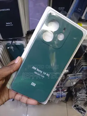 Xiaomi Redmi Note 14 4G Silicone Case Featuring a Soft-Touch Matte
