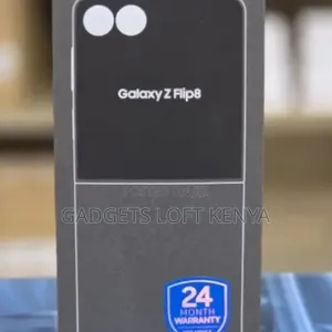 New Samsung Galaxy Z Flip8 256 GB