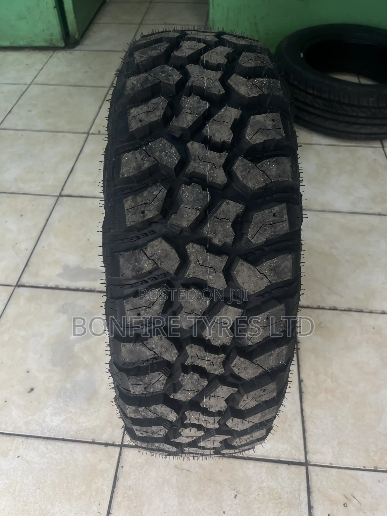 235/75r15 Maxtrek M/T