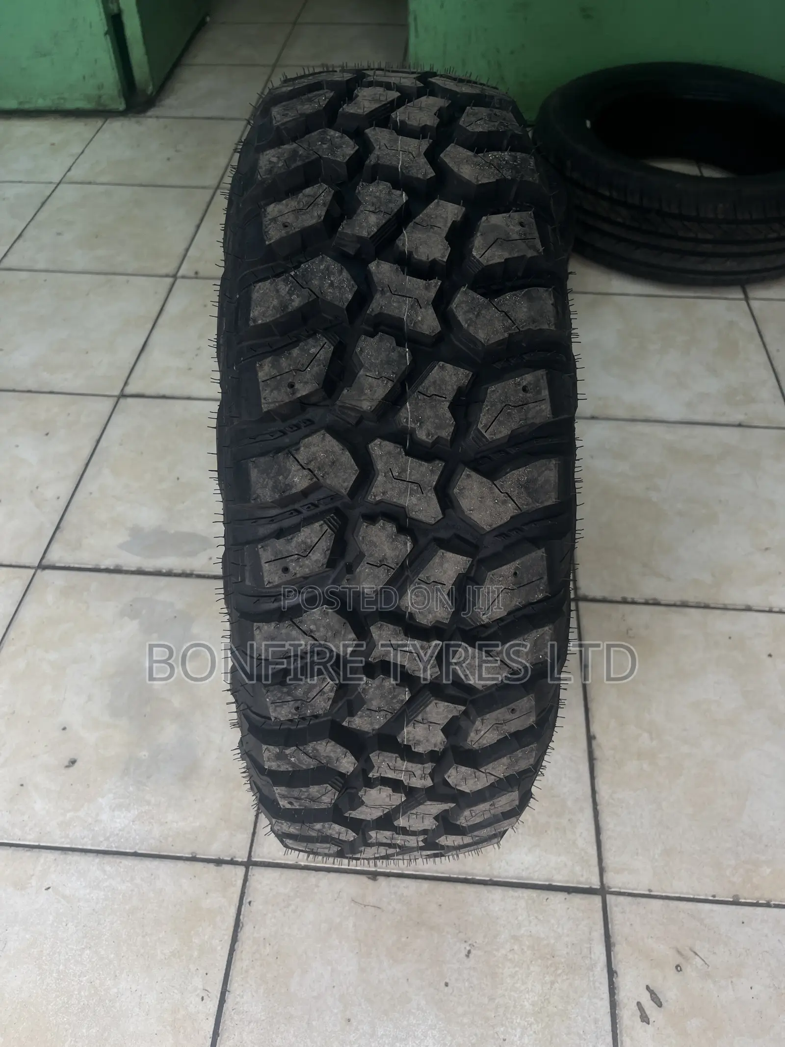 235/75r15 Maxtrek M/T