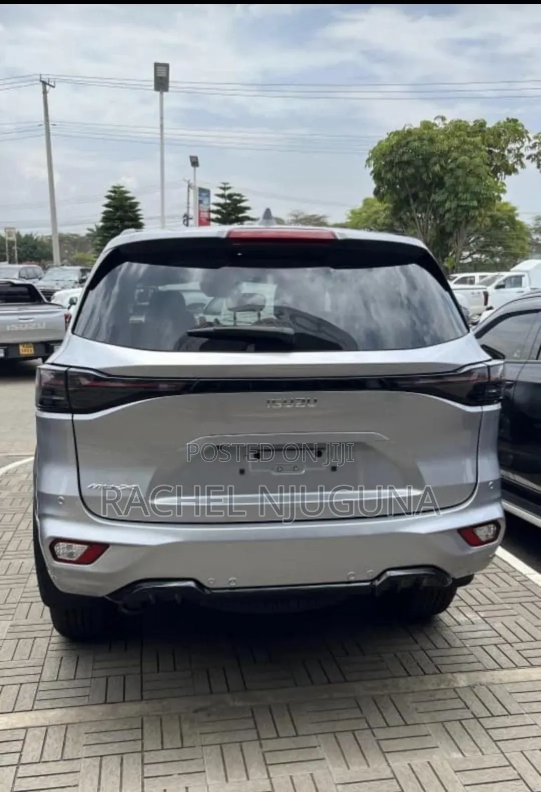 New Isuzu MU-X 2025 Black