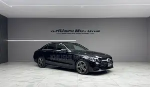 Mercedes-Benz C200 2019 Black