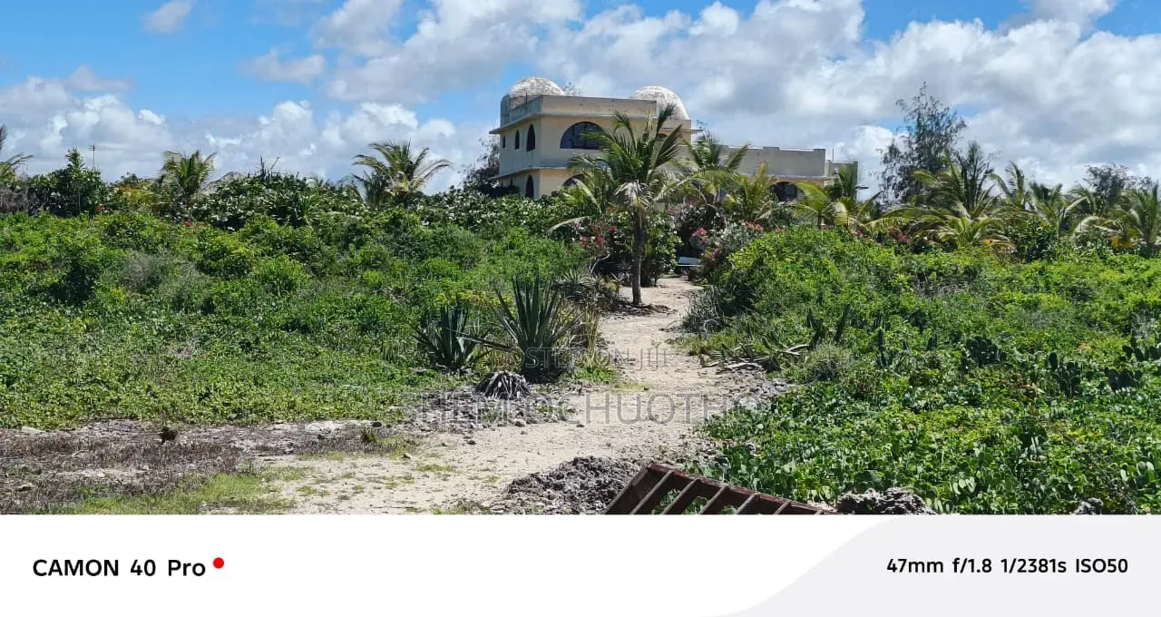 Furnished 4bdrm Mansion in Watamu Beach for sale