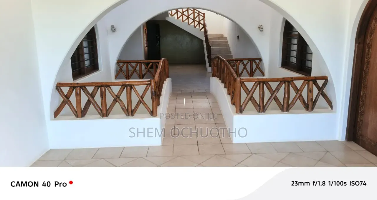Furnished 4bdrm Mansion in Watamu Beach for sale