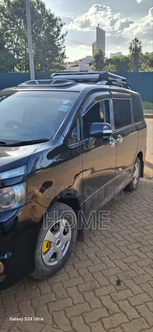Toyota Voxy 2008 Black