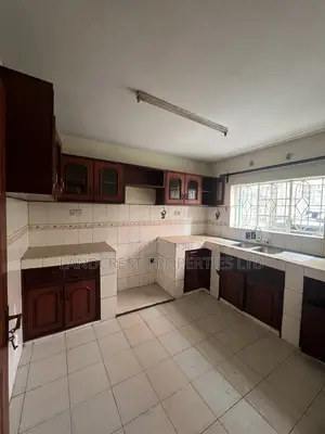 4bdrm Maisonette in Nasra Estate Gate C, Umoja for rent