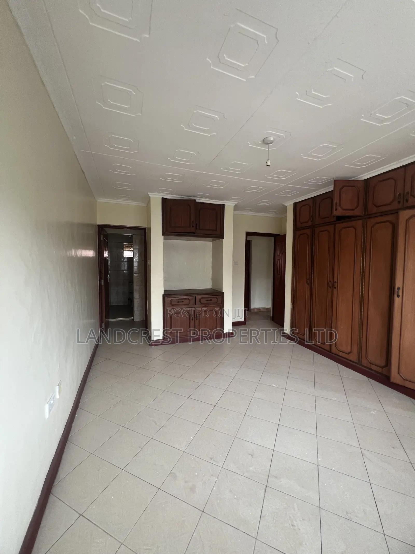 4bdrm Maisonette in Nasra Estate Gate C, Umoja for rent