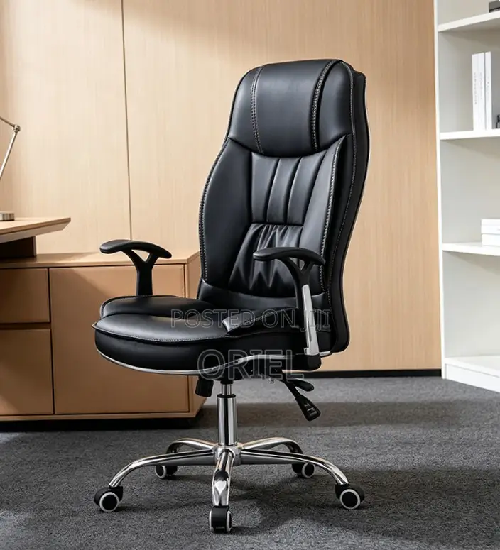Office Desk : PU Leather Executive Staff Chair